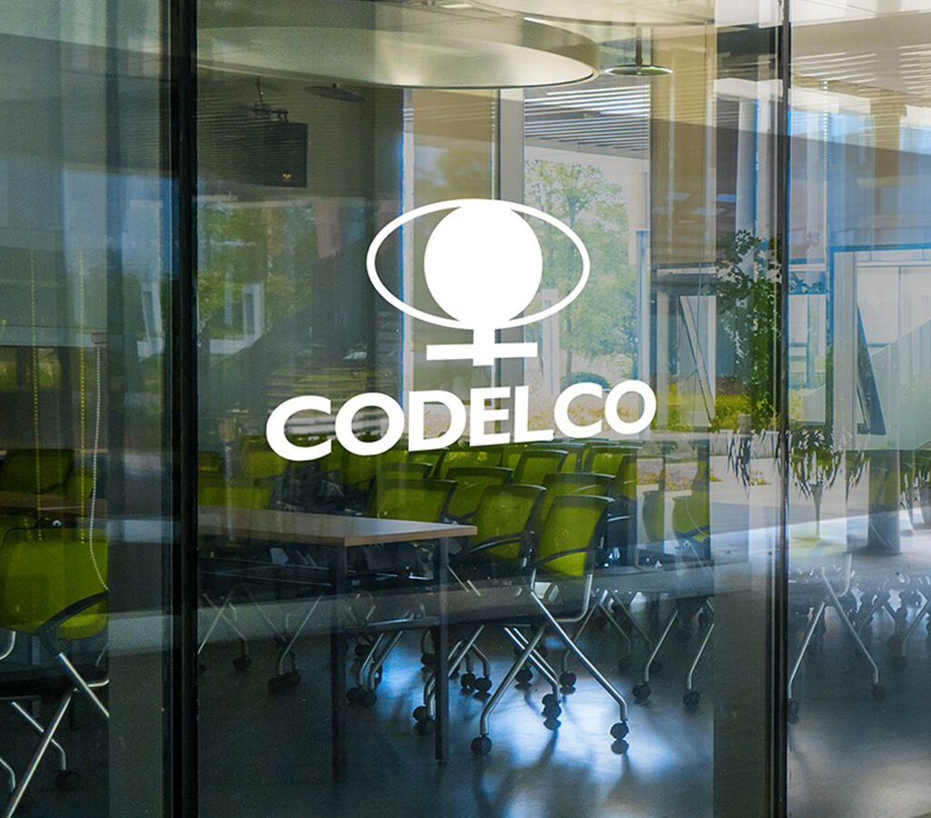 La estatal designó como gerente general interino a Claudio Sougarret, actual gerente de Operaciones de la División El Teniente, | Crédito: Codelco