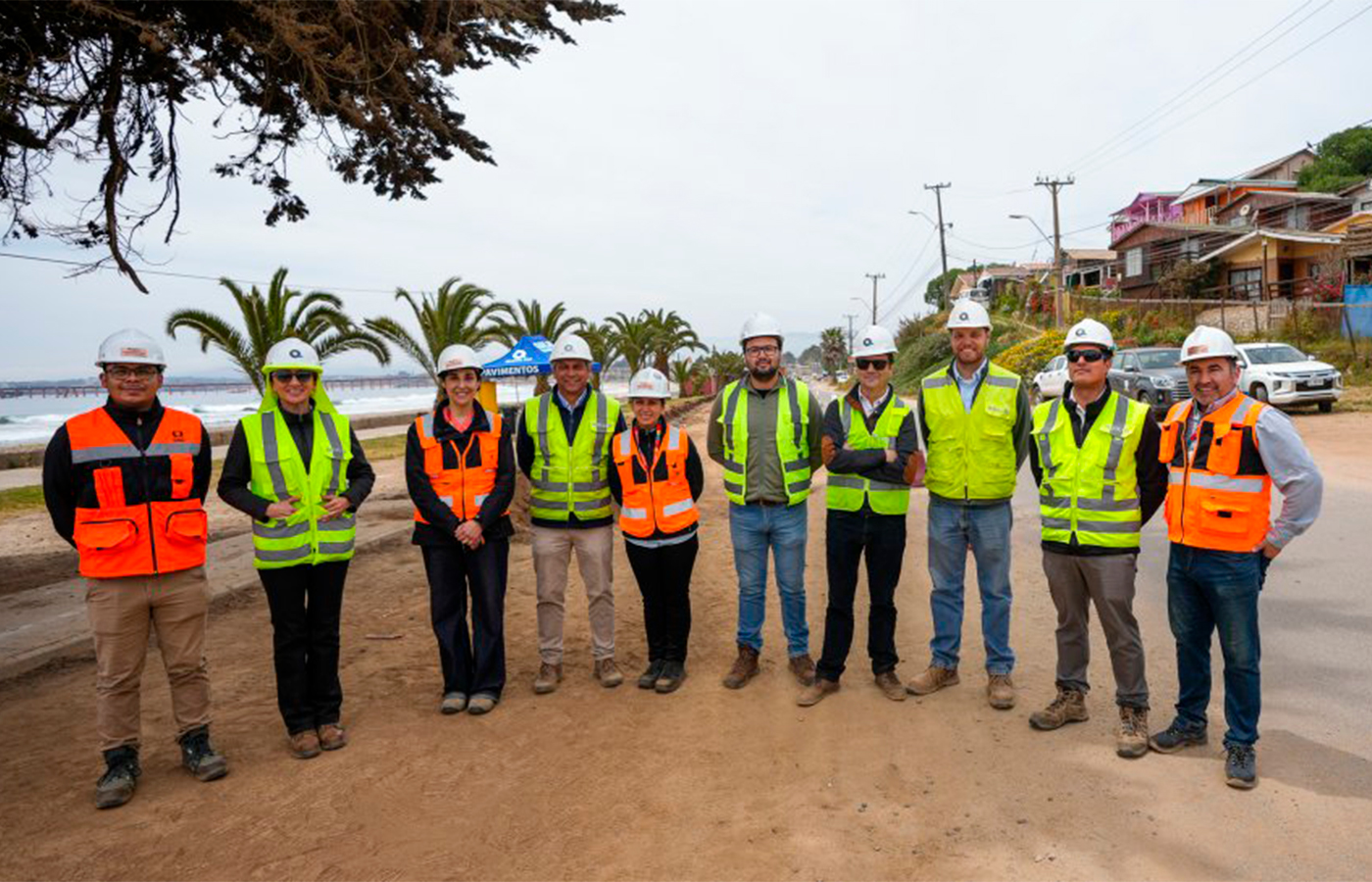 Las obras permitirán validar el uso del silicato de hierro —subproducto del proceso de fundición— como árido artificial para la construcción de caminos.| Crédito: Codelco
