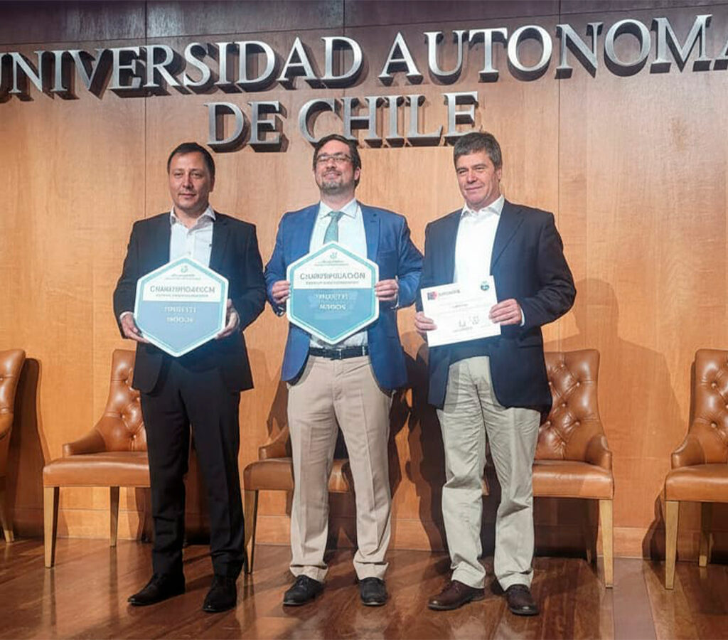 Estrategia de la compañía integra medición de emisiones, reducción de huella de carbono y prácticas de economía circular en sus operaciones en Chile.| Crédito: FLS