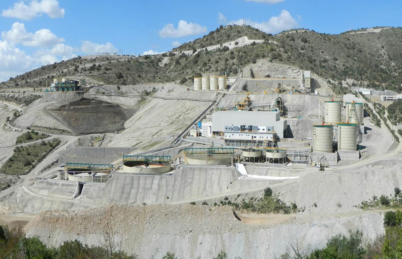 Se espera que la compra de la mina Del Toro se concrete a mediados de mayo de 2026.| Foto: First Majestic Silver