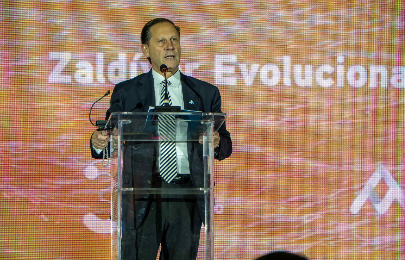 Destacan el comienzo de la construcción de un acueducto para impulsar agua tratada hasta Minera Zaldívar.| Foto: Antofagasta Minerals