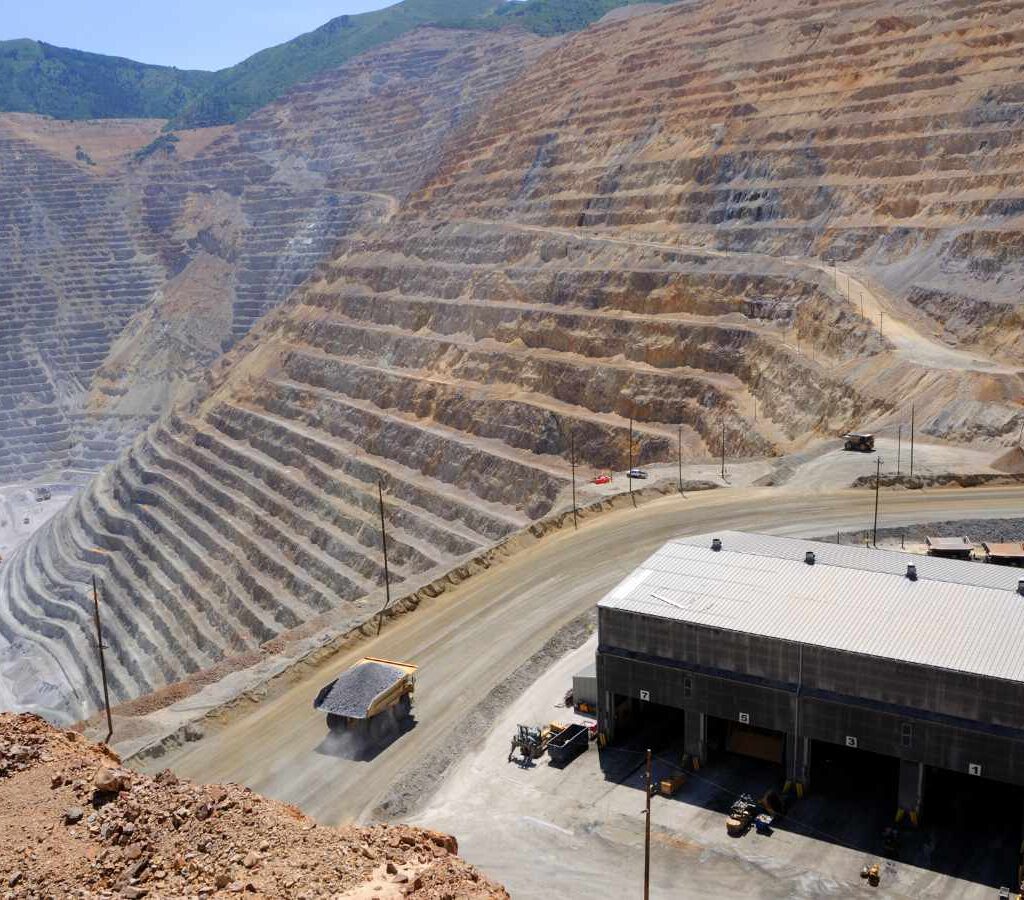 Los recursos generados por el sector crecieron 63% frente al mismo periodo del año anterior, impulsados por los altos precios de los metales.| Foto: © Gary Whitton-Dreamstime