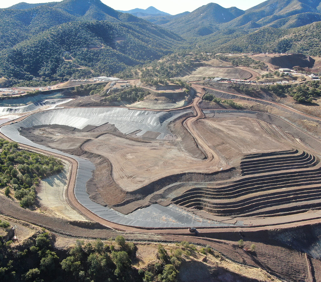 La desinversión le permitirá a la minera South32 simplificar su cartera de activos y concentrar sus inversiones en metales estratégicos como el cobre.| Foto: South32