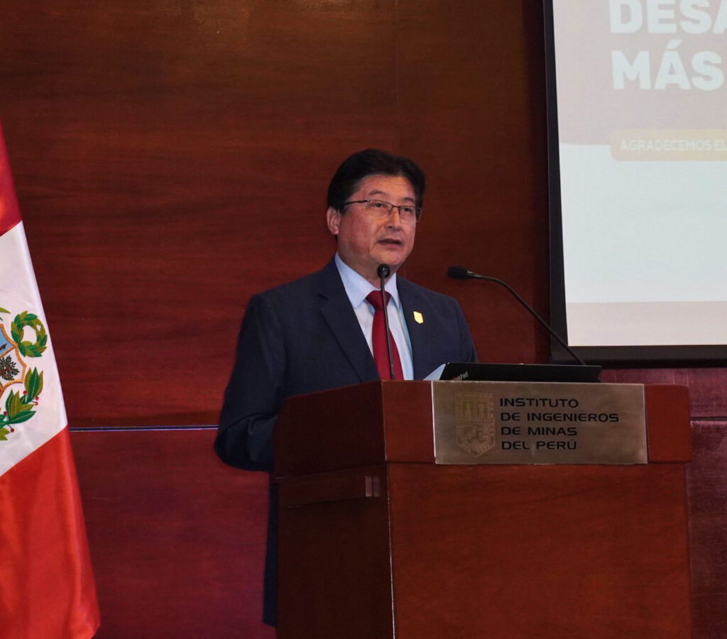 Director del IIMP sostiene que la nueva gestión debe agilizar los permisos para las inversiones y garantizar que la riqueza minera se traduzca en obras y servicios para la población.| Foto: IIMP