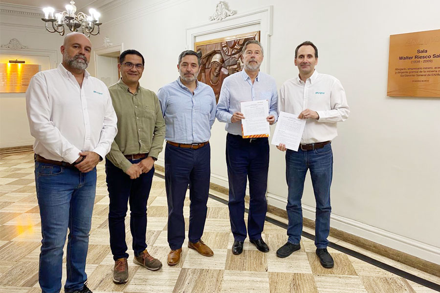 Chile: Sindicato ANSE y Enami firman acuerdo