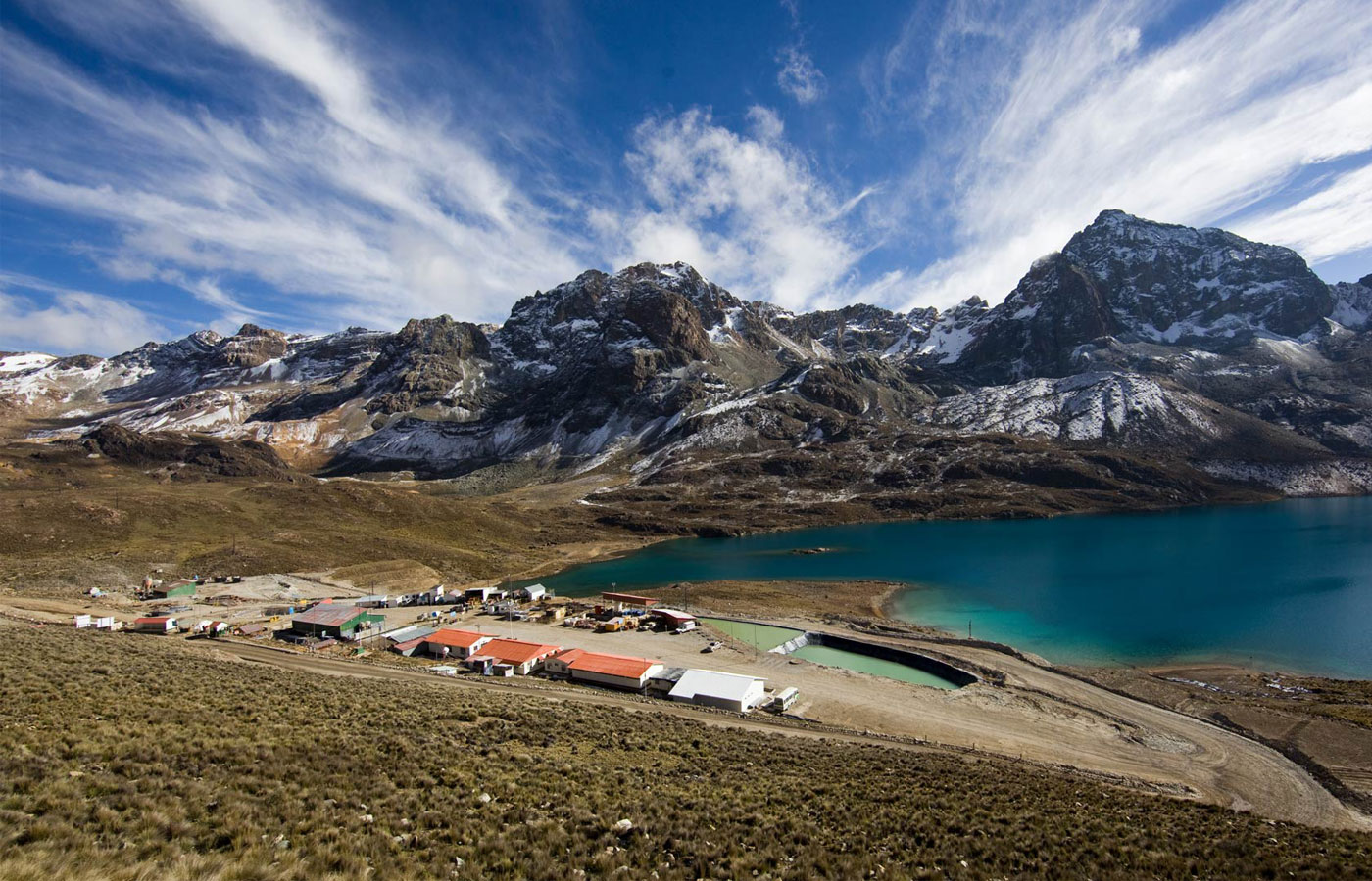 La mina peruana Volcan prevé USD 200 millones en ventas de activos no esenciales