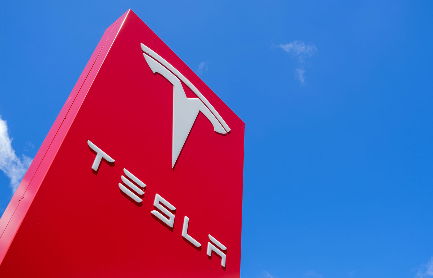 Tesla y Yahua firman un acuerdo de suministro de litio por tres años