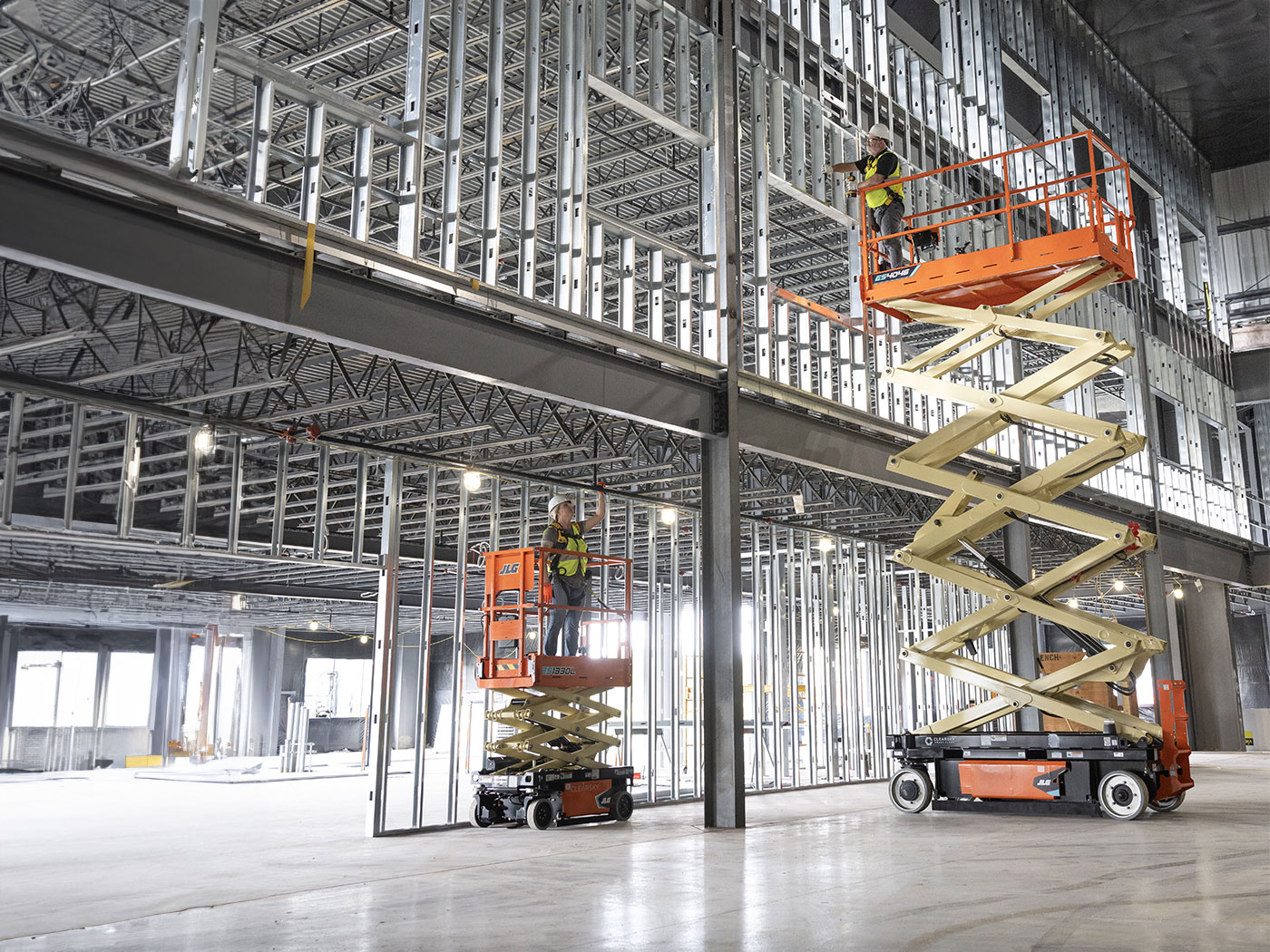 Conoce las nuevas características de las plataformas aéreas JLG