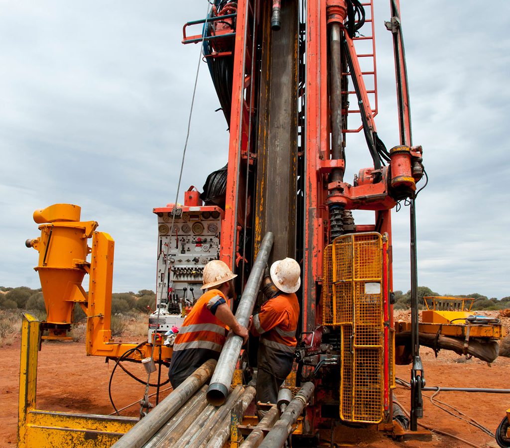 Ivana Minerales SA, empresa conjunta entre Blue Sky y Abatare Spain, desarrollará el yacimiento de uranio-vanadio Ivana, en la provincia de Río Negro, Argentina.| Crédito: © Adwo — Dreamstime