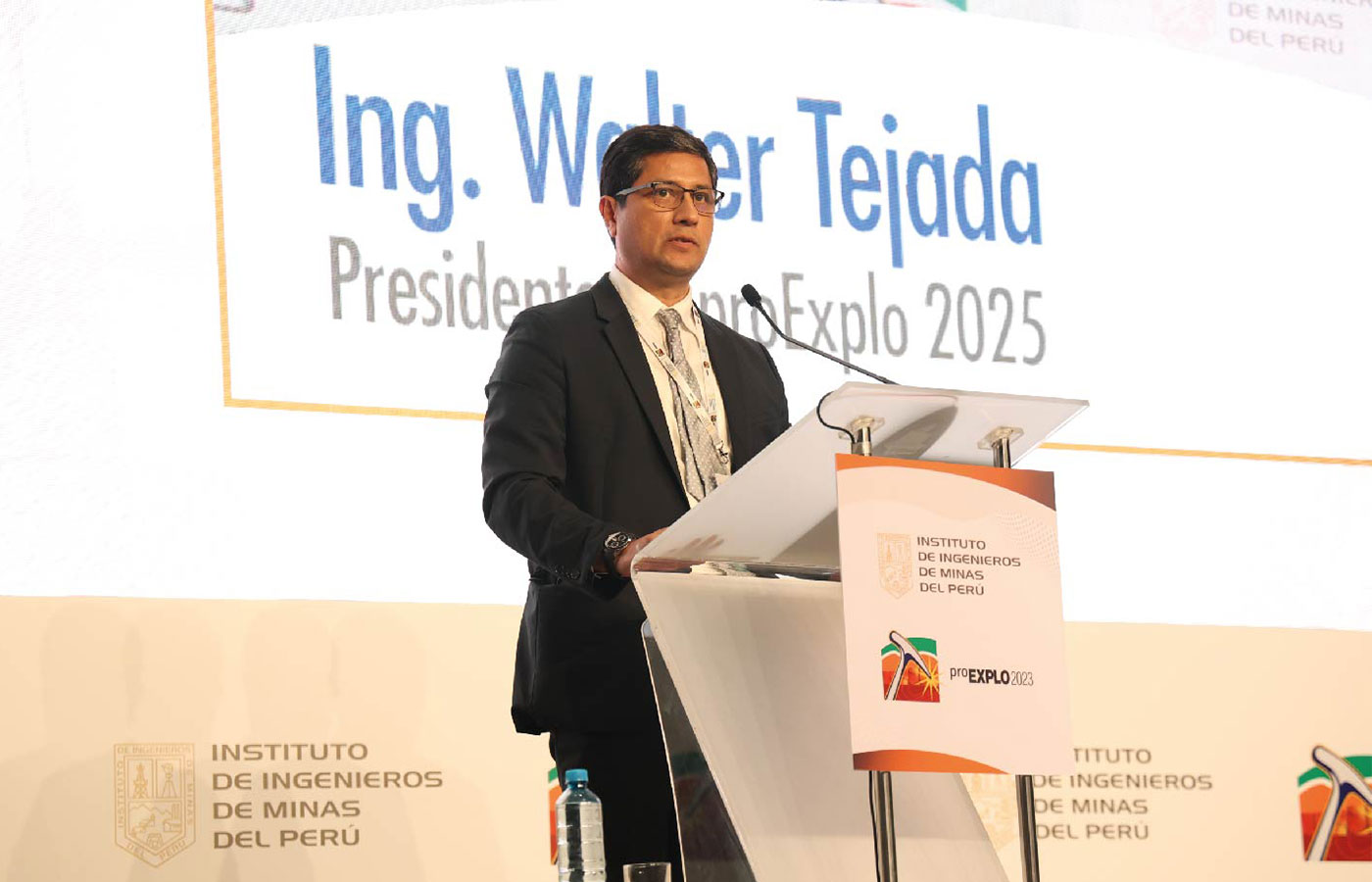 La exploración minera en Perú repunta con fuerza tras años de estancamiento, con el cobre y el oro como principales motores de inversión, según el geólogo Walter Tejada.| Crédito: IIMP