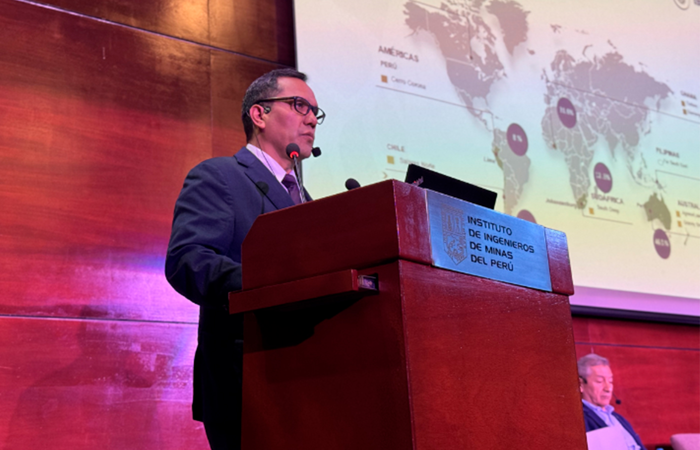 Luis Villegas, gerente senior de Operaciones en la Unidad Minera Cerro Corona, resaltó que diversas iniciativas de innovación están generando mejoras en eficiencia, costos y producción.| Crédito: IIMP