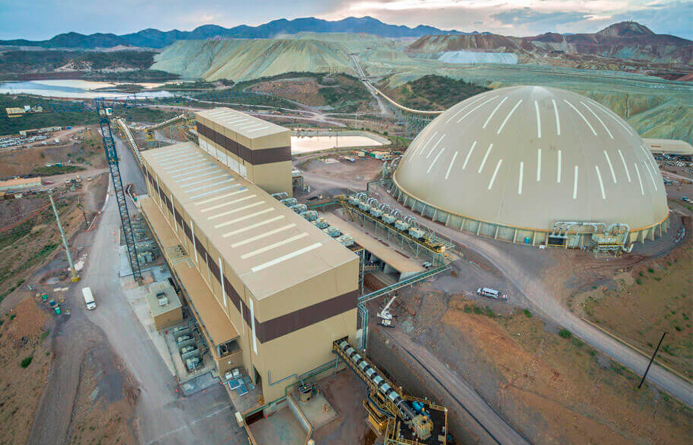 Las mineras están expandiendo sus operaciones y han comenzado a tramitar permisos para desarrollar proyectos en un entorno político complejo.| Imagen referencial / Crédito: Grupo México