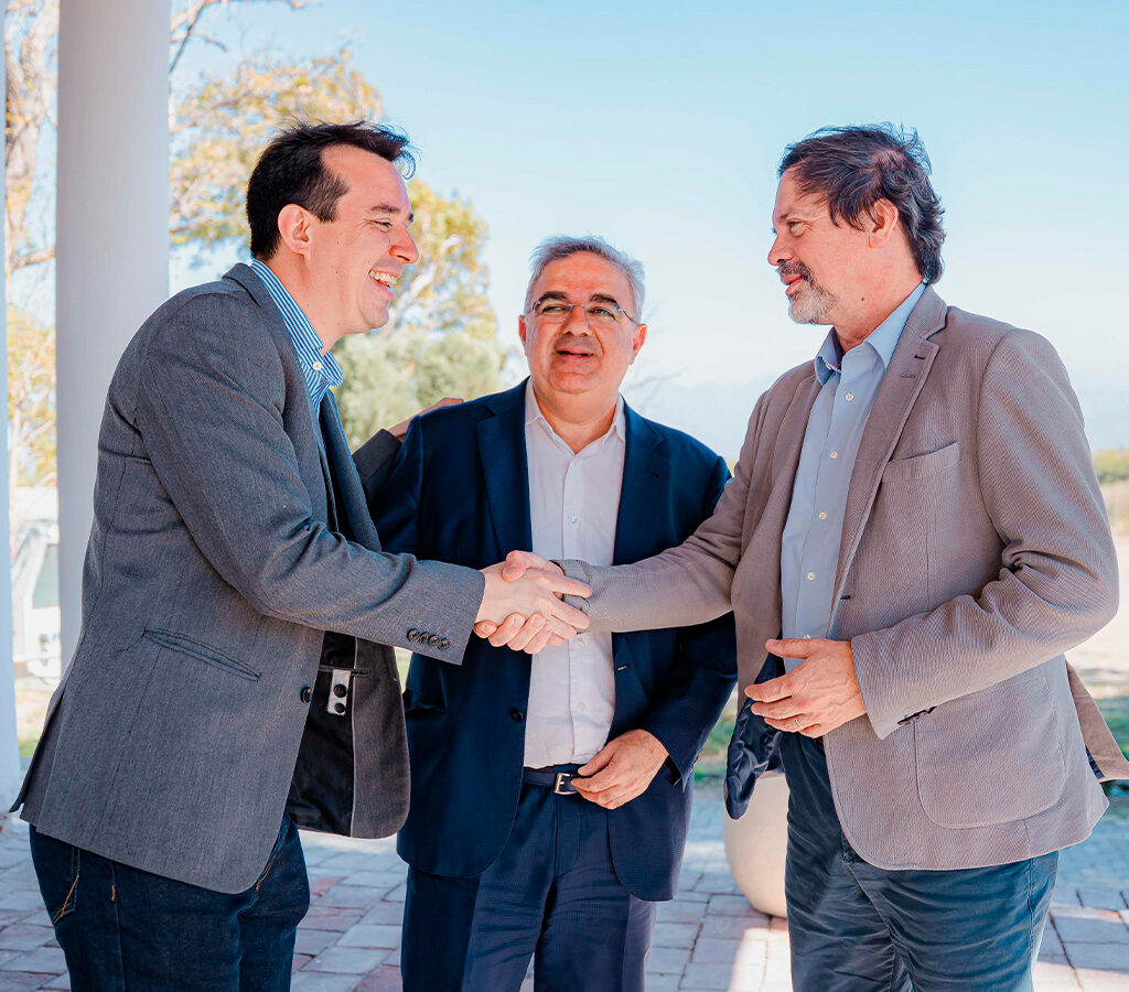 Siemens ratificó su compromiso de impulsar la productividad y la sostenibilidad del sector minero.| Crédito: Gobierno de Catamarca