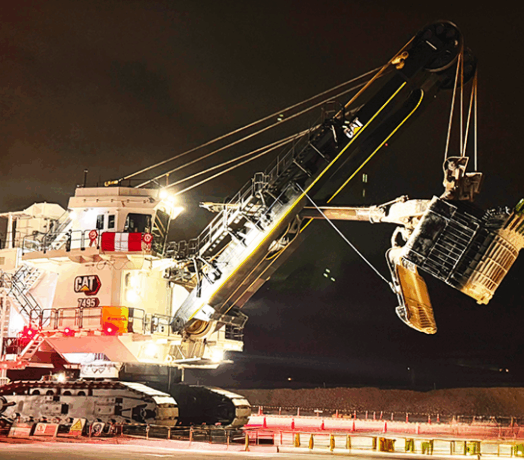 En 2017, Ferreyros se convirtió en el primer dealer Cat a nivel mundial en lograr la reconstrucción de una pala Cat 7495.| Crédito: Ferreyros