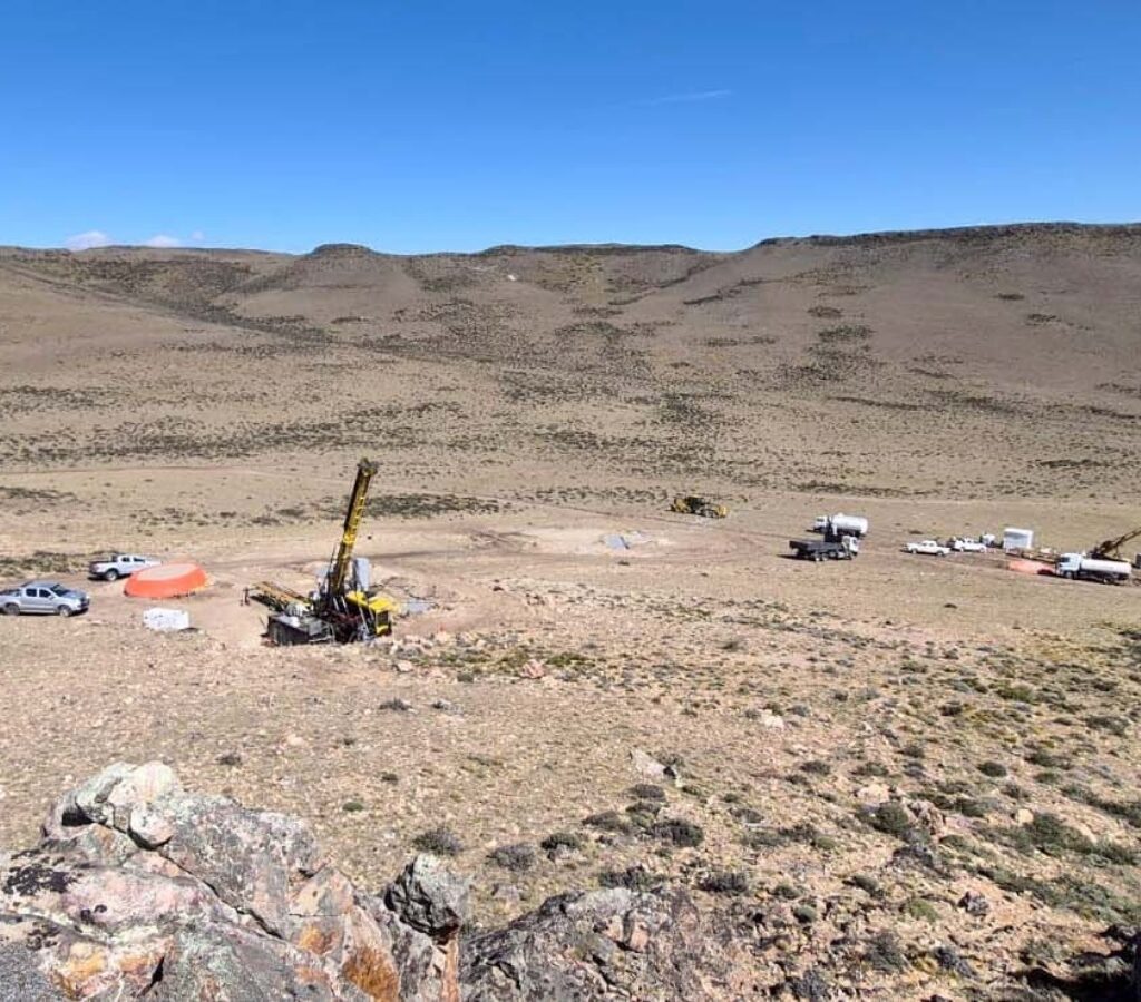 La campaña fortalece el perfil exploratorio del proyecto, en el Macizo del Deseado santacruceño.| Crédito: Gobierno de Santa Cruz