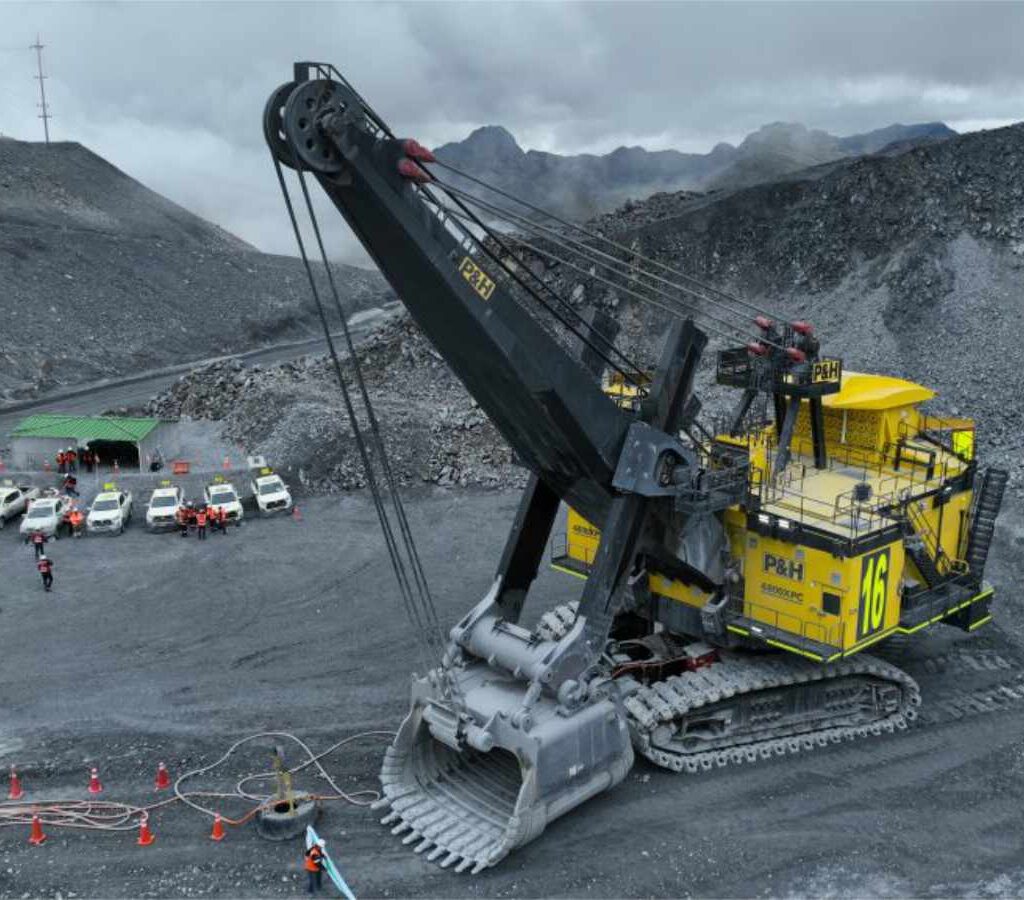 El ensamblaje y entrega de la pala eléctrica de cables P&H 4800XPC se completó en 88 días.| Foto: Komatsu