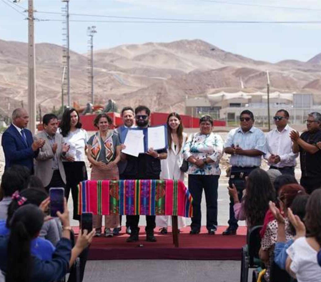 Esta medida es parte fundamental de la Estrategia Nacional del Litio, anunciada en 2023.| Foto: Presidencia de Chile