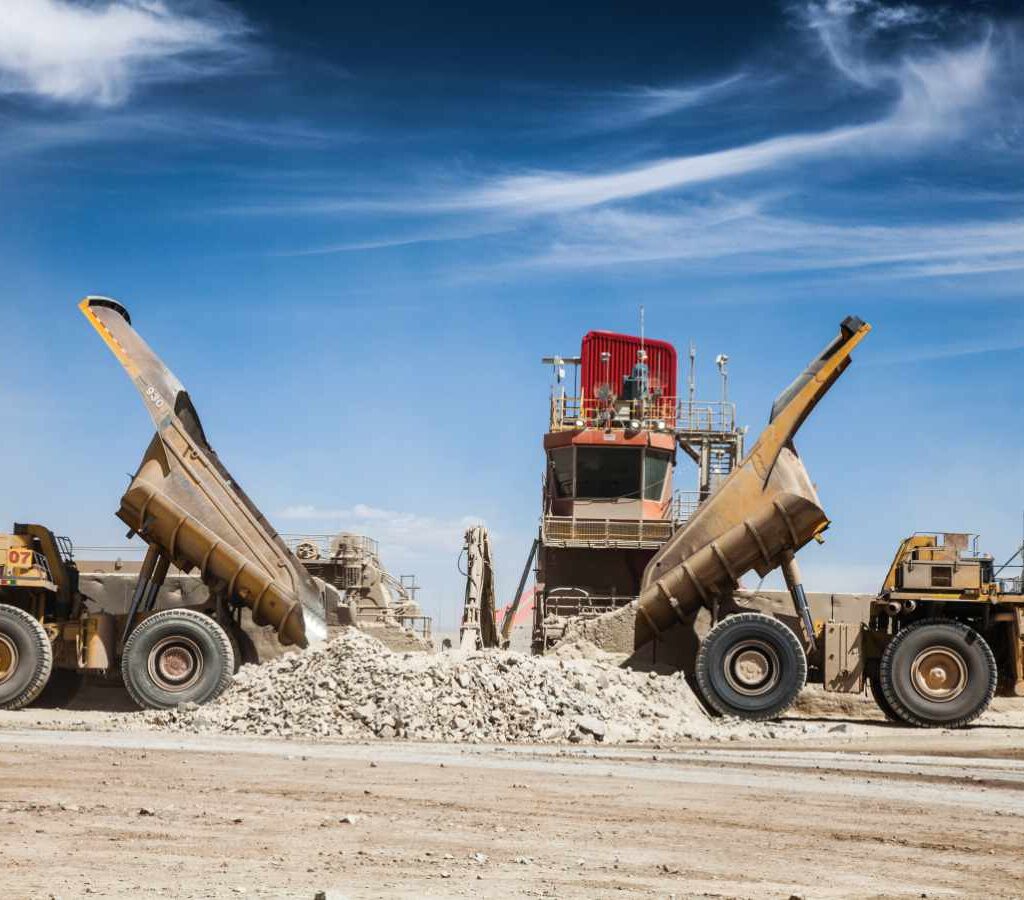 La aplicación de la autonomía en las operaciones comenzó el 2008 en Chile. Minera Gaby, hoy División Gabriela Mistral, implementó camiones autónomos, convirtiéndose en la primera operación minera a nivel mundial en utilizar esta tecnología.| Foto: Codelco