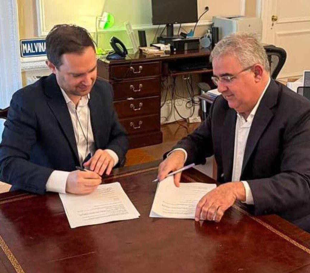 El convenio marco está orientado a identificar y evaluar el potencial de la provincia en tierras raras y minerales escasos.| Foto: Gobierno de Catamarca