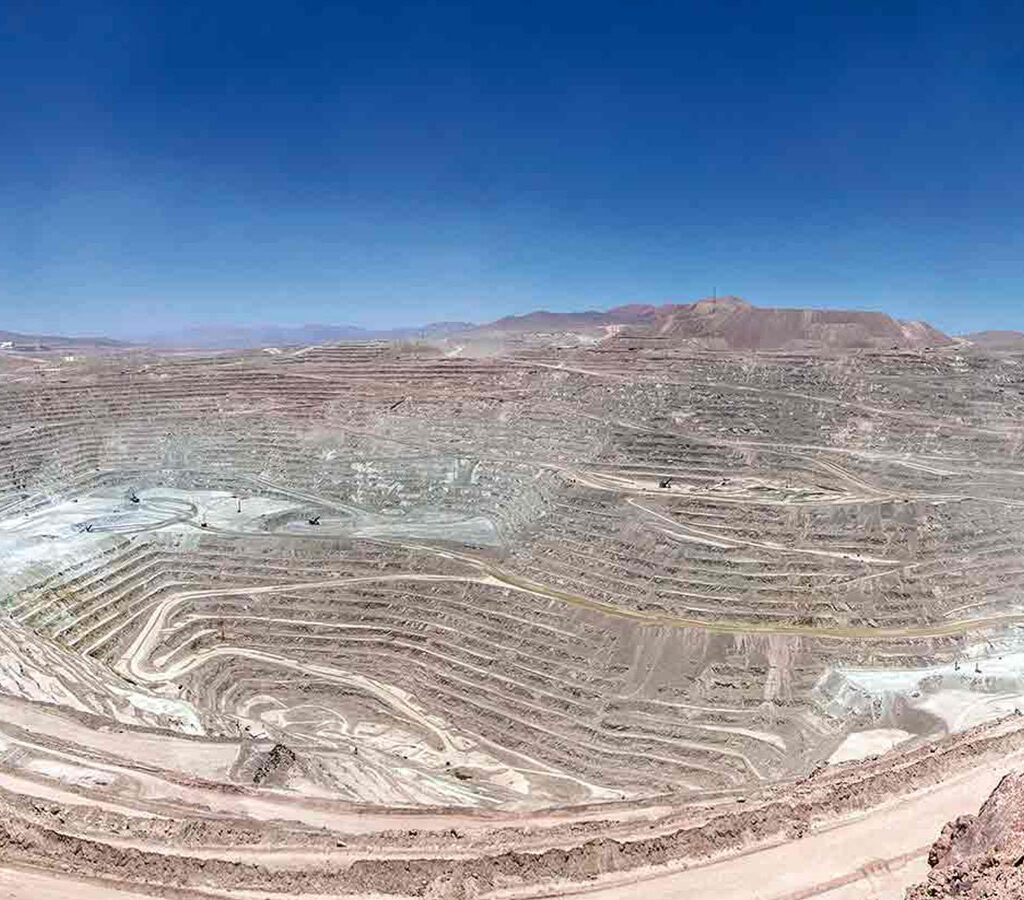 Escondida tiene dos rajos a cielo abierto, uno de ellos con operación 100% autónoma.| Foto: BHP