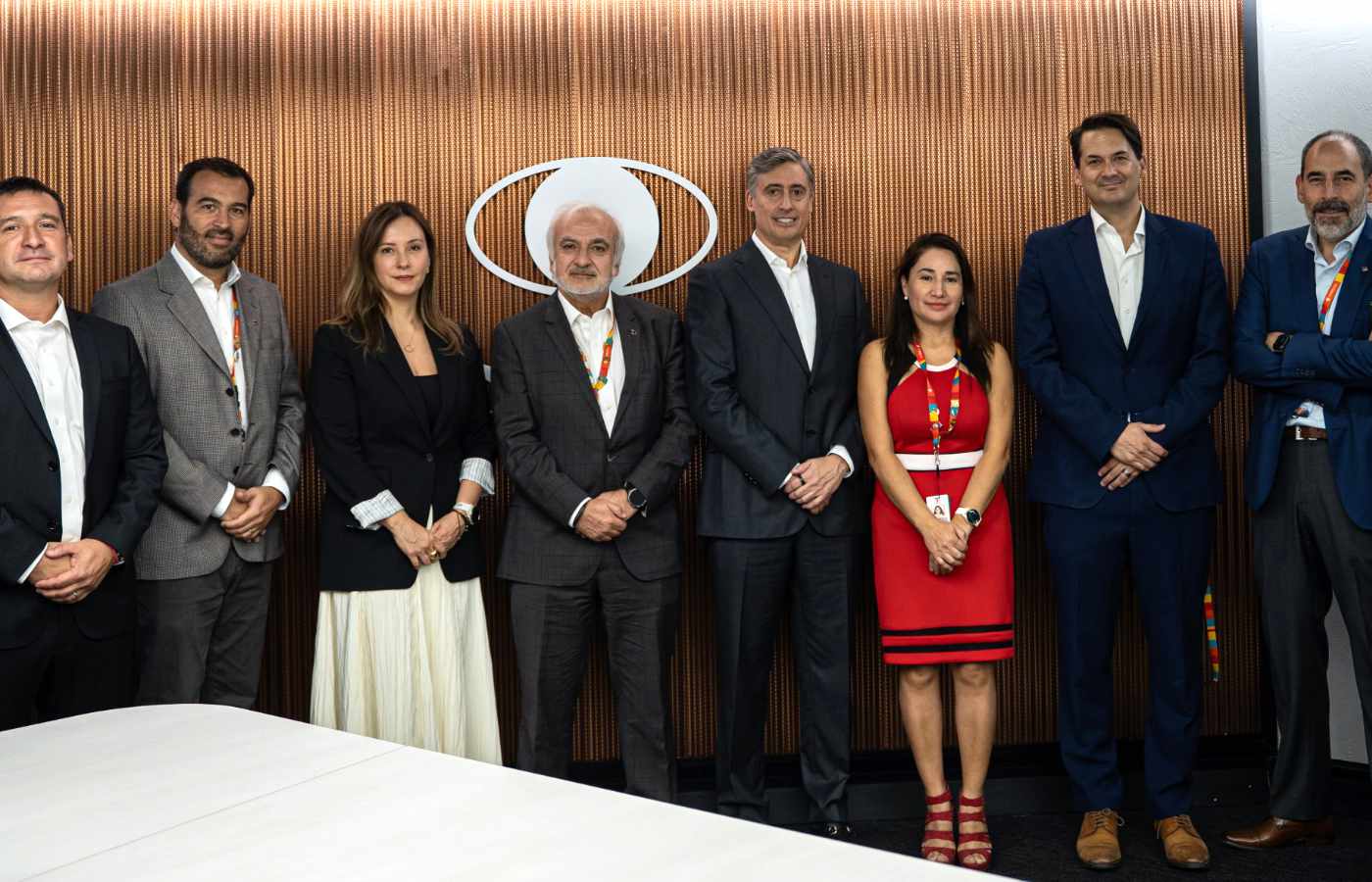 Inicia una nueva etapa de colaboración entre ambas compañías, orientada a implementar herramientas y soluciones tecnológicas que fortalezcan la productividad, eficiencia operacional y seguridad digital de la empresa estatal.| Foto: Codelco