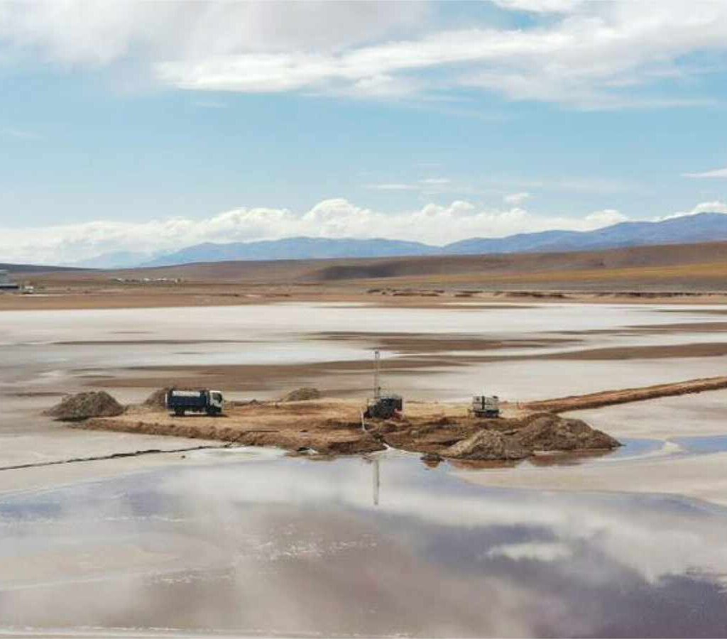 De acuerdo con la Evaluación Económica Preliminar de 2024, el proyecto tiene potencial para desarrollar 15 600 toneladas de carbonato de litio por año.| Foto: Lithium South