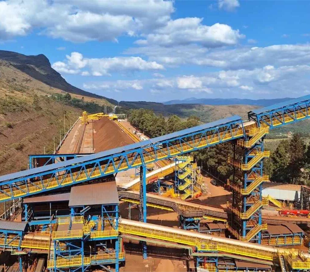 La mina Capanema produce mineral de hierro a partir de material depositado en una pila de estéril, operando de forma totalmente circular.| Foto: Vale