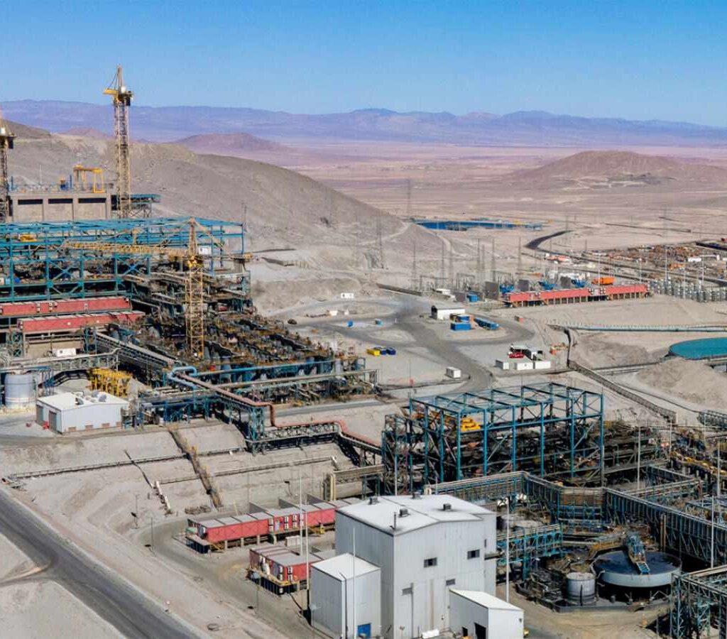 La minera finalizó negociaciones anticipadas con sus tres sindicatos de trabajadores y supervisores.| Foto: Sierra Gorda SCM