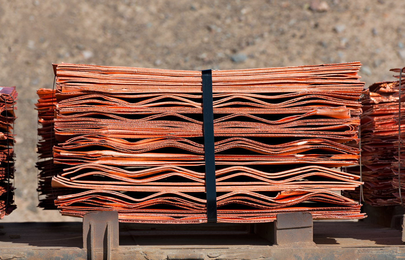 Entre enero y diciembre de 2025, las exportaciones de oro sumaron los USD 23 244 millones, mientras el cobre registró USD 28 130 millones.| Foto: © Tifonimages - Dreamstime