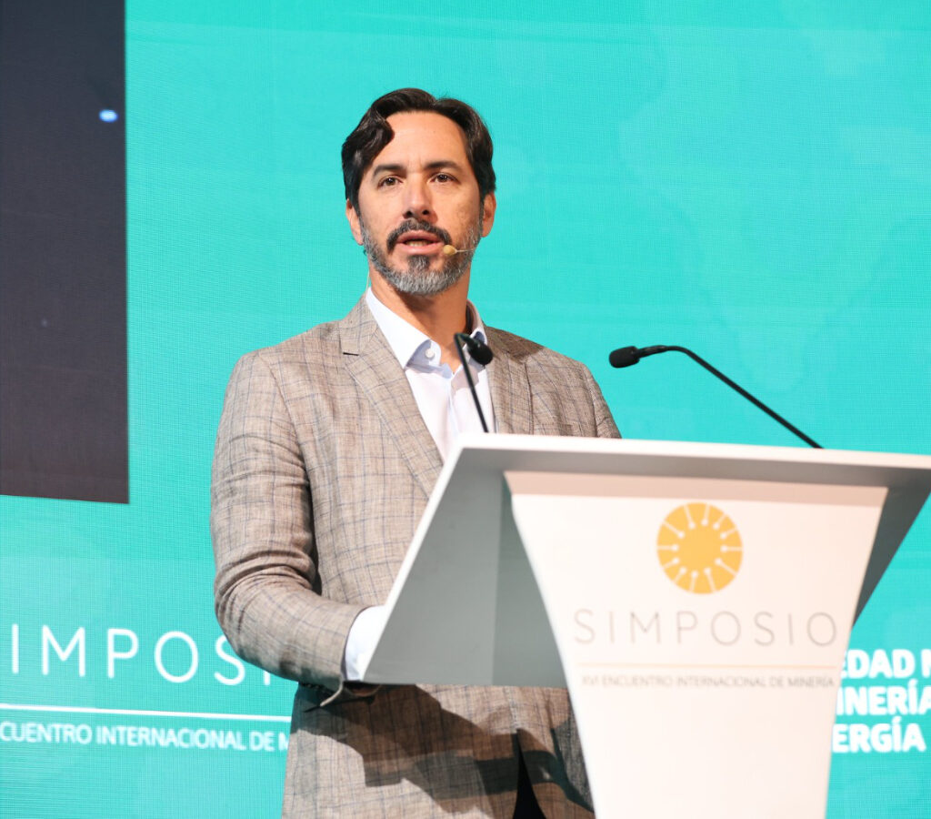 El country manager de Google Cloud para Perú y Ecuador, Diego Montoya, señaló los avances de la IA en el sector industrial además del despliegue de asistentes autónomos en las operaciones de campo, entre otros cambios.| Foto: SNMPE