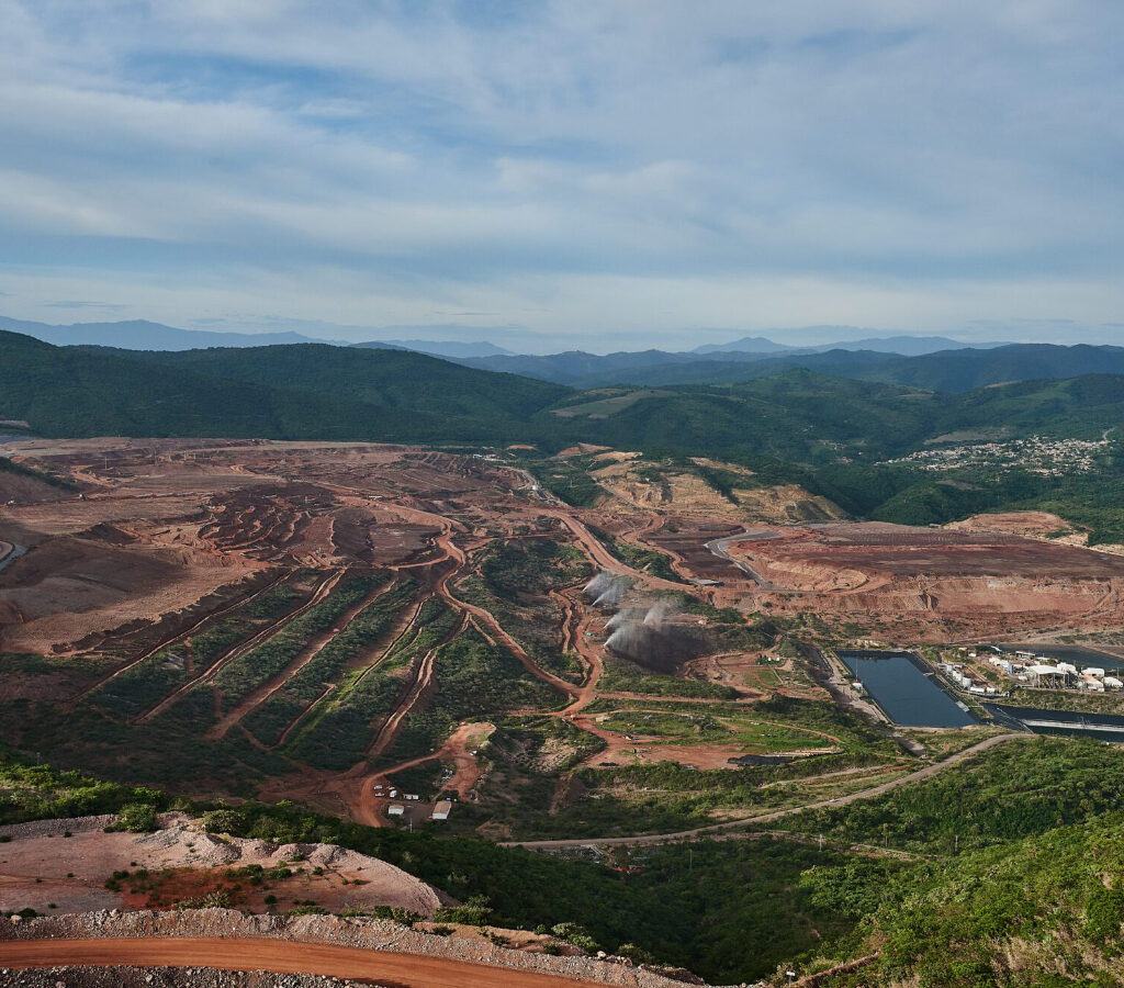 Equinox Gold y Orla Mining anunciaron su fusión el 13 de mayo de 2026, creando un nuevo productor aurífero con activos en Canadá, Estados Unidos, México y Nicaragua.| Foto: Equinox Gold