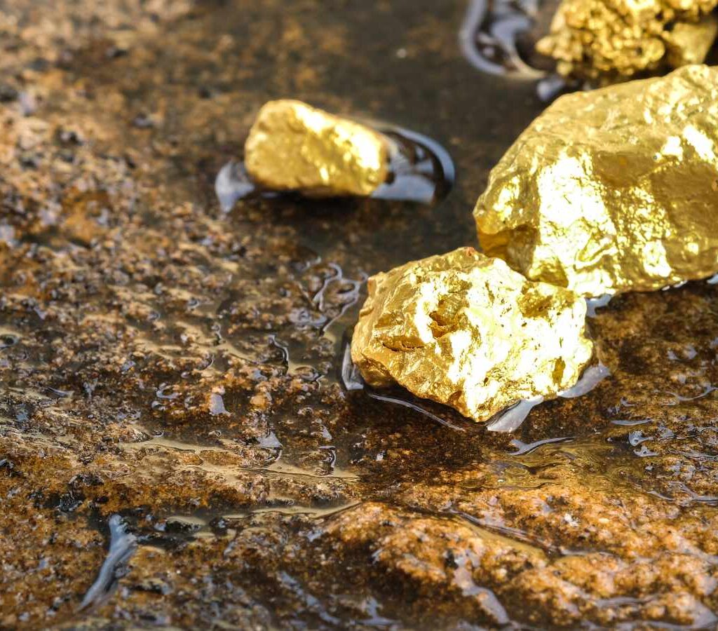 La producción aurífera retrocedió 3.4% en el primer trimestre del año, mientras los envíos al exterior continúan superando ampliamente el volumen producido.| Imagen referencial / Foto: © Phawat Khommai - Dreamstime