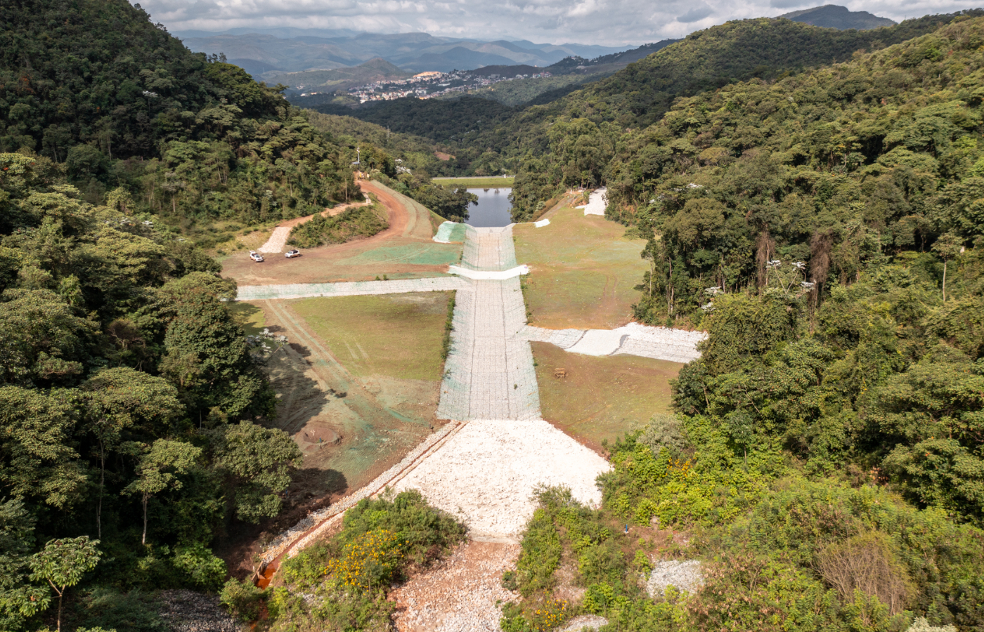 La minera también informó que ha comenzado los trabajos de desmantelamiento en la presa B6. | Foto: Vale
