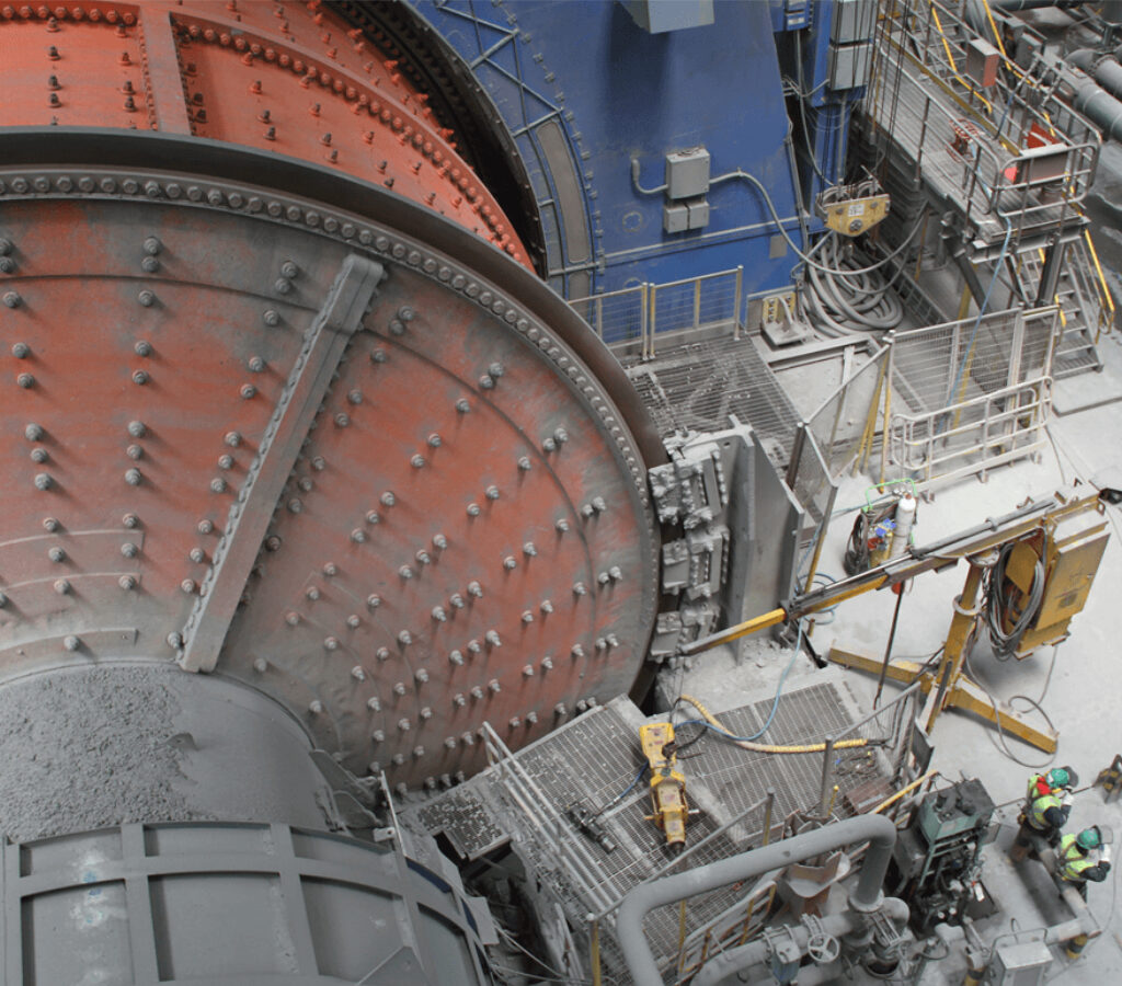 Collahuasi cuenta con tres yacimientos de cobre y molibdeno que se explotan a rajo abierto.| Foto: Glencore