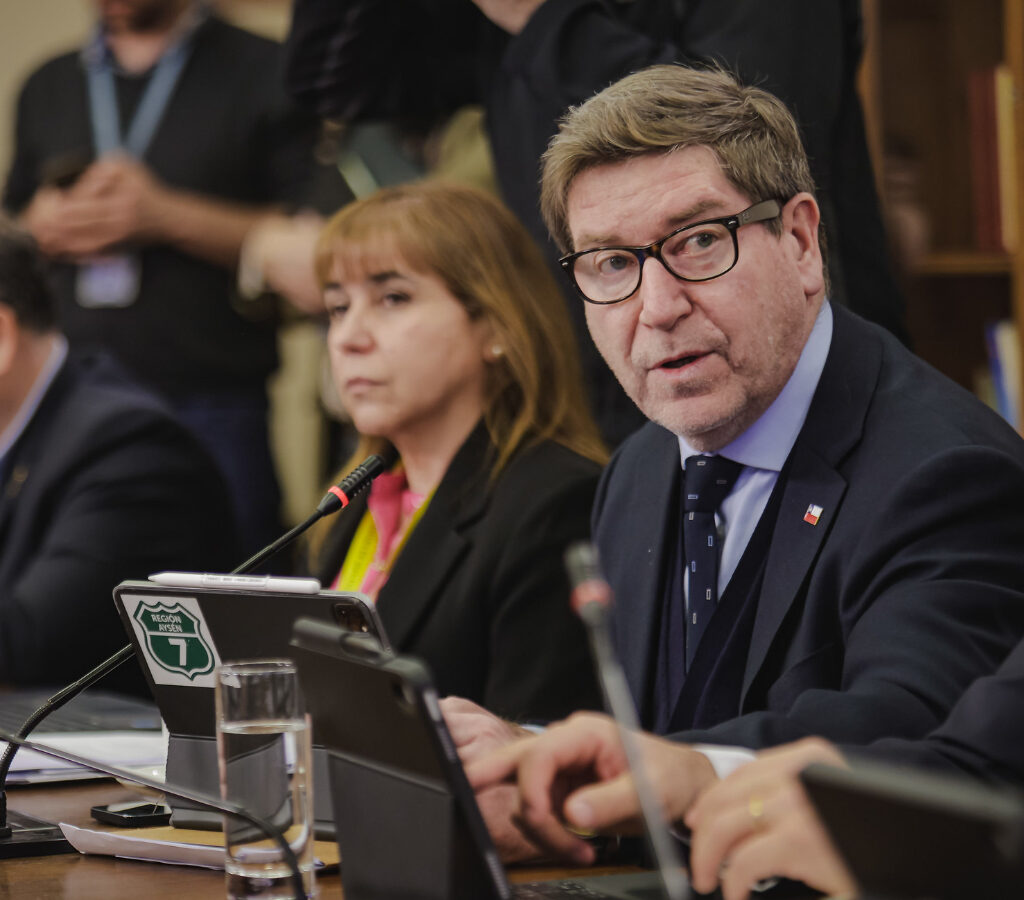 Proyecto de ley que simplifica y aporta certeza al régimen de patentes mineras inició esta semana, su primer trámite constitucional en el Congreso.| Foto: Ministerio de Minería