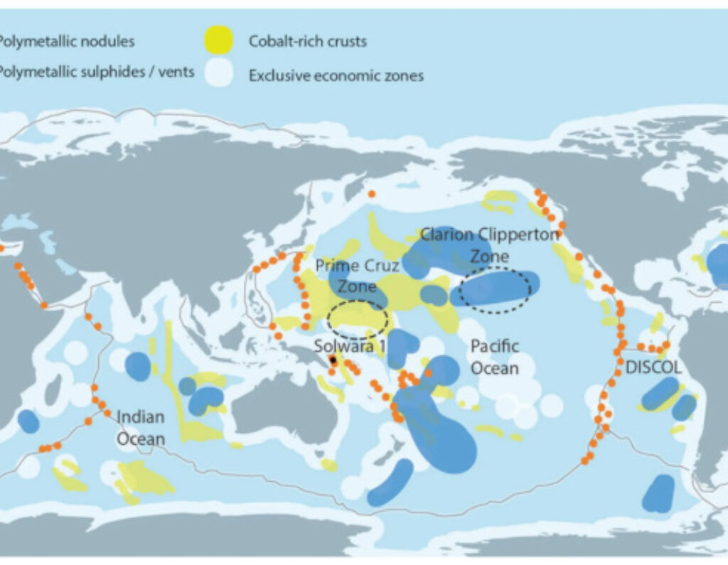Los depósitos de interés para la minería submarina se distribuyen en distintas zonas oceánicas del planeta, lo que ha impulsado el debate internacional sobre su potencial como fuente de minerales críticos y sus posibles impactos ambientales y sociales.| Imagen: Comunicaciones Uchile