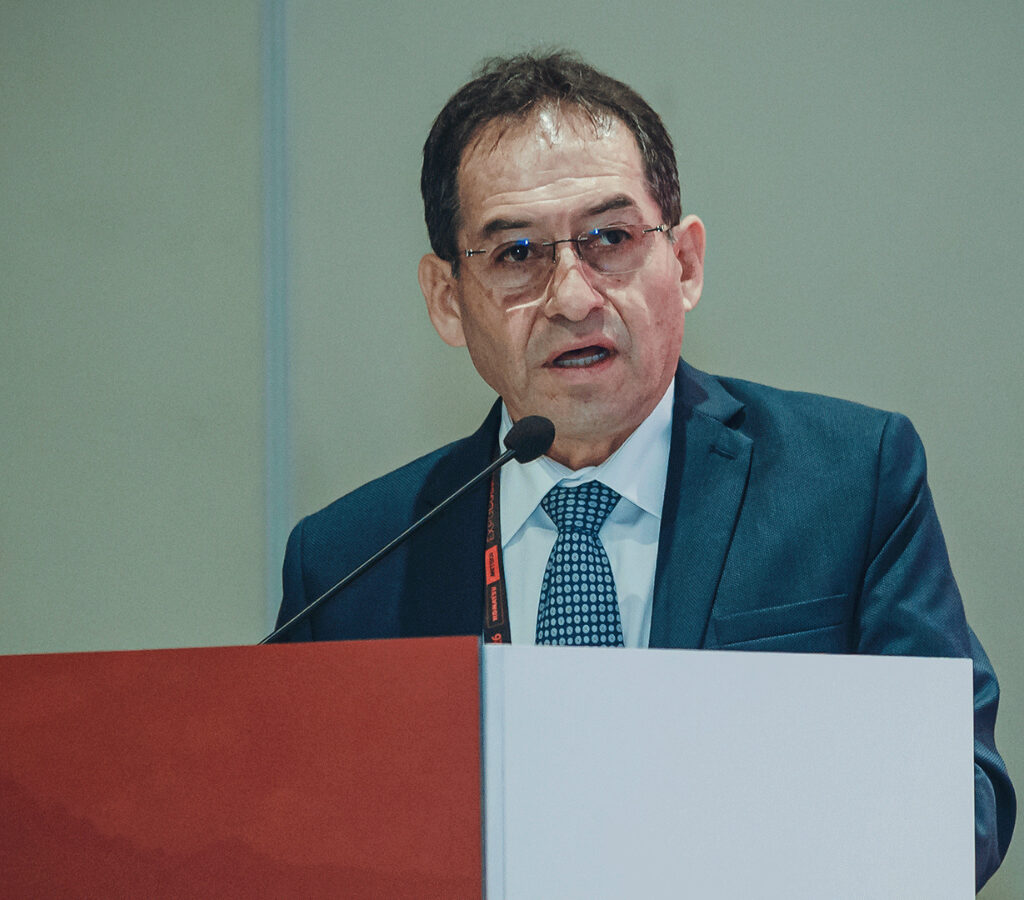 El gerente general de Compañía Minera Antapaccay destacó que la innovación, el análisis de datos y la participación de los equipos contribuyen a mejorar la recuperación metálica, optimizar recursos y fortalecer la seguridad operacional.| Foto: InterMet