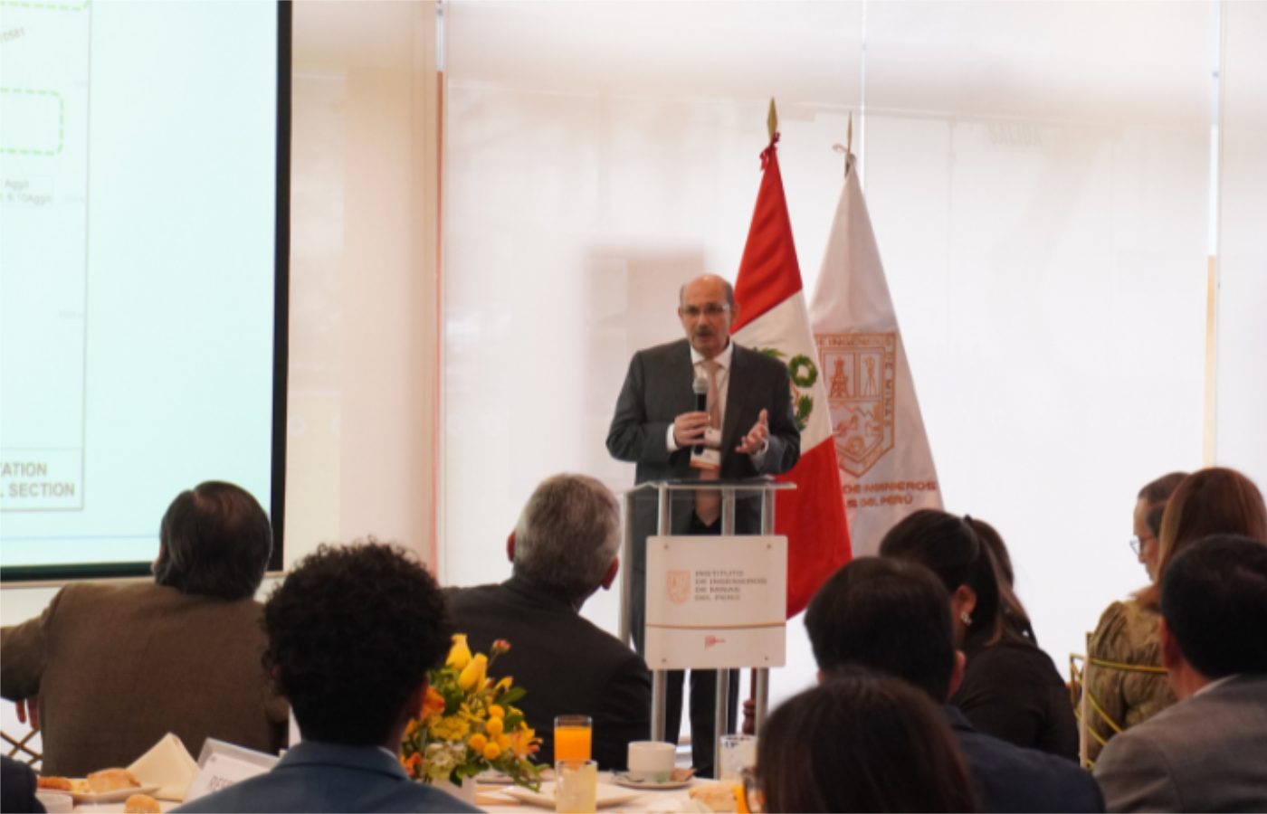 La minera evalúa implementar una planta piloto de ore sorting que buscaría optimizar el procesamiento del mineral y aumentar la rentabilidad de materiales provenientes de stockpiles y desmonteras mineralizadas.| Foto: IIMP
